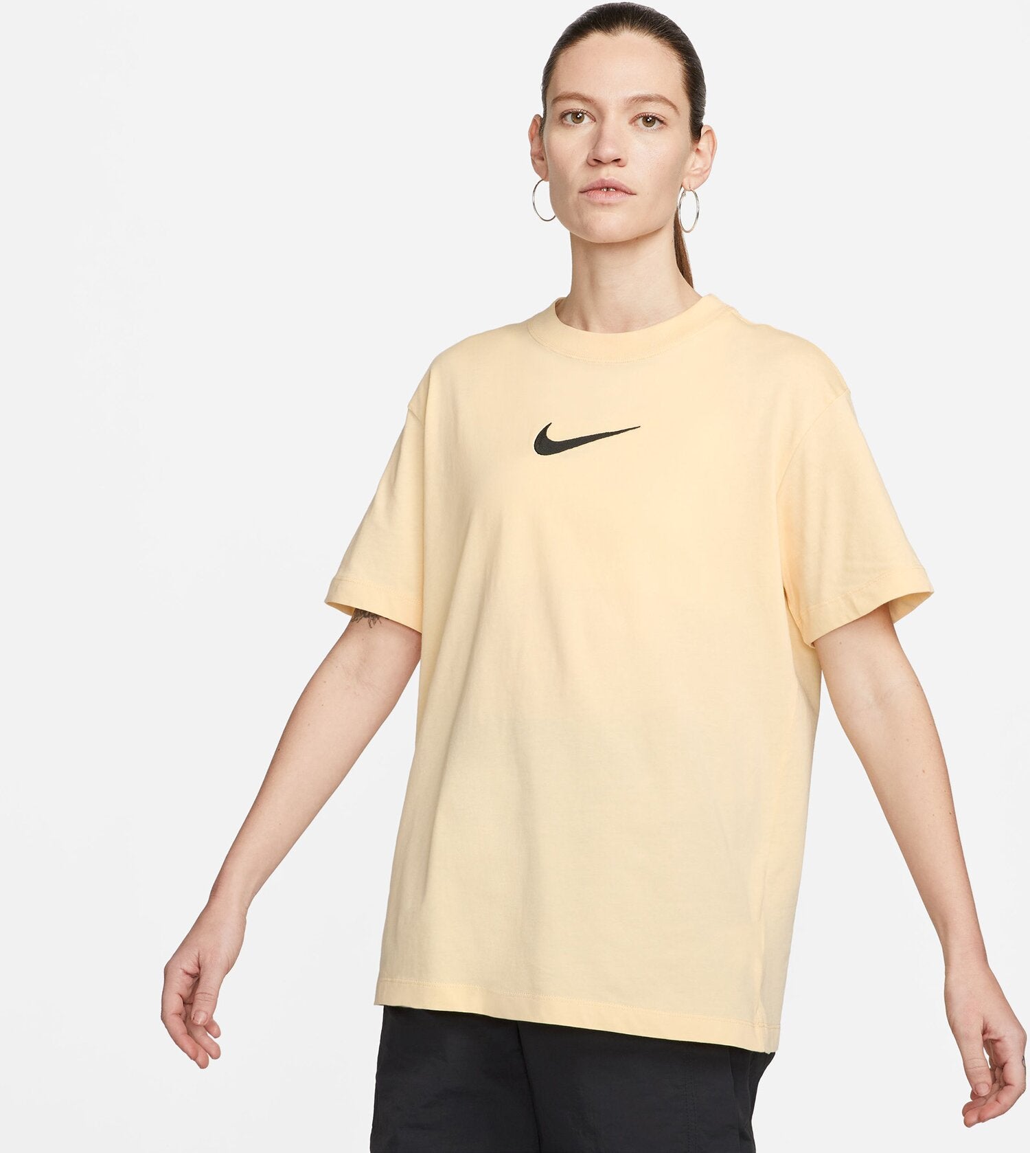 Nike T-Shirts  gelb