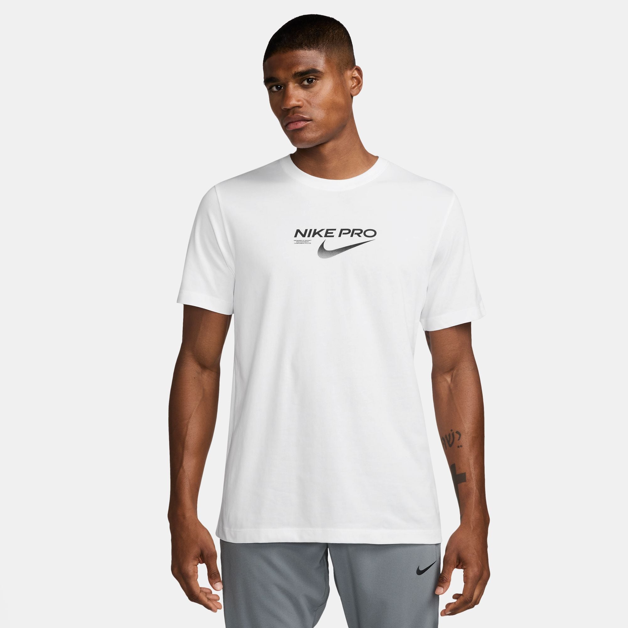 Nike T-Shirts  weiß