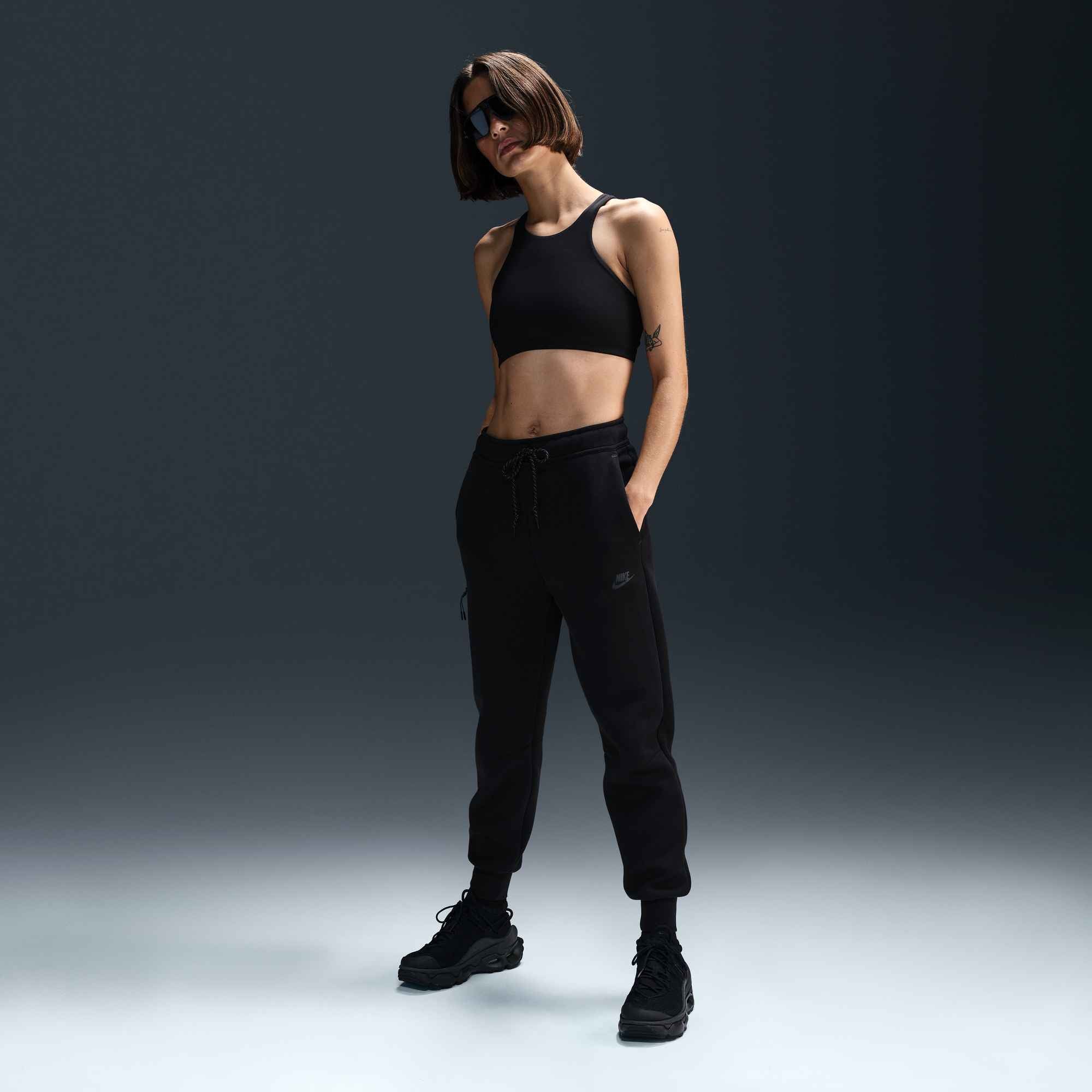 Nike Jogginghosen  schwarz