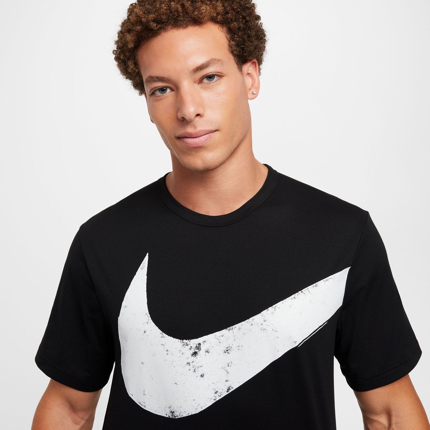 Nike T-Shirts  schwarz