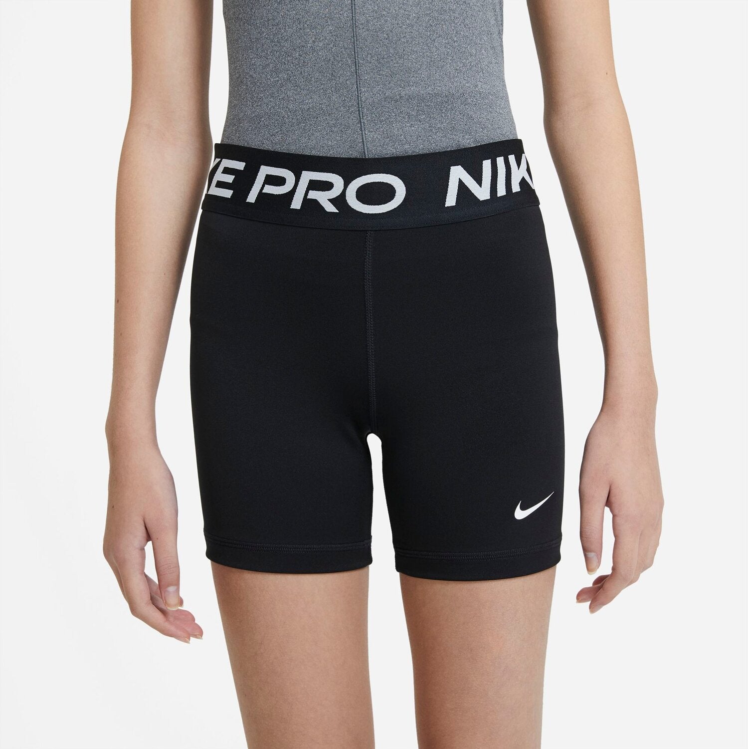 Nike Shorts  schwarz