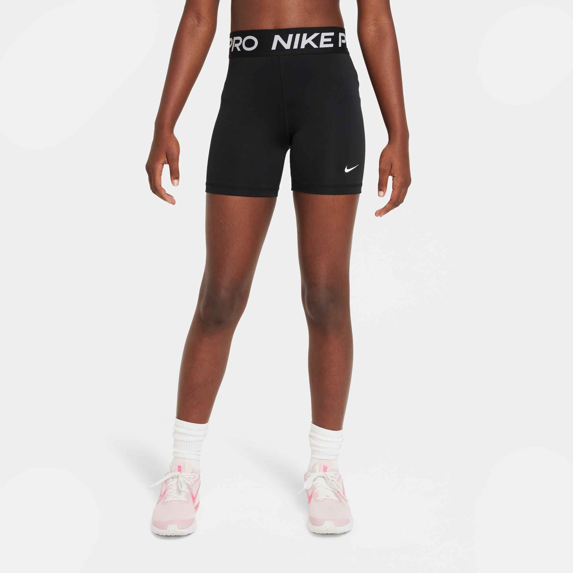 Nike Shorts  schwarz