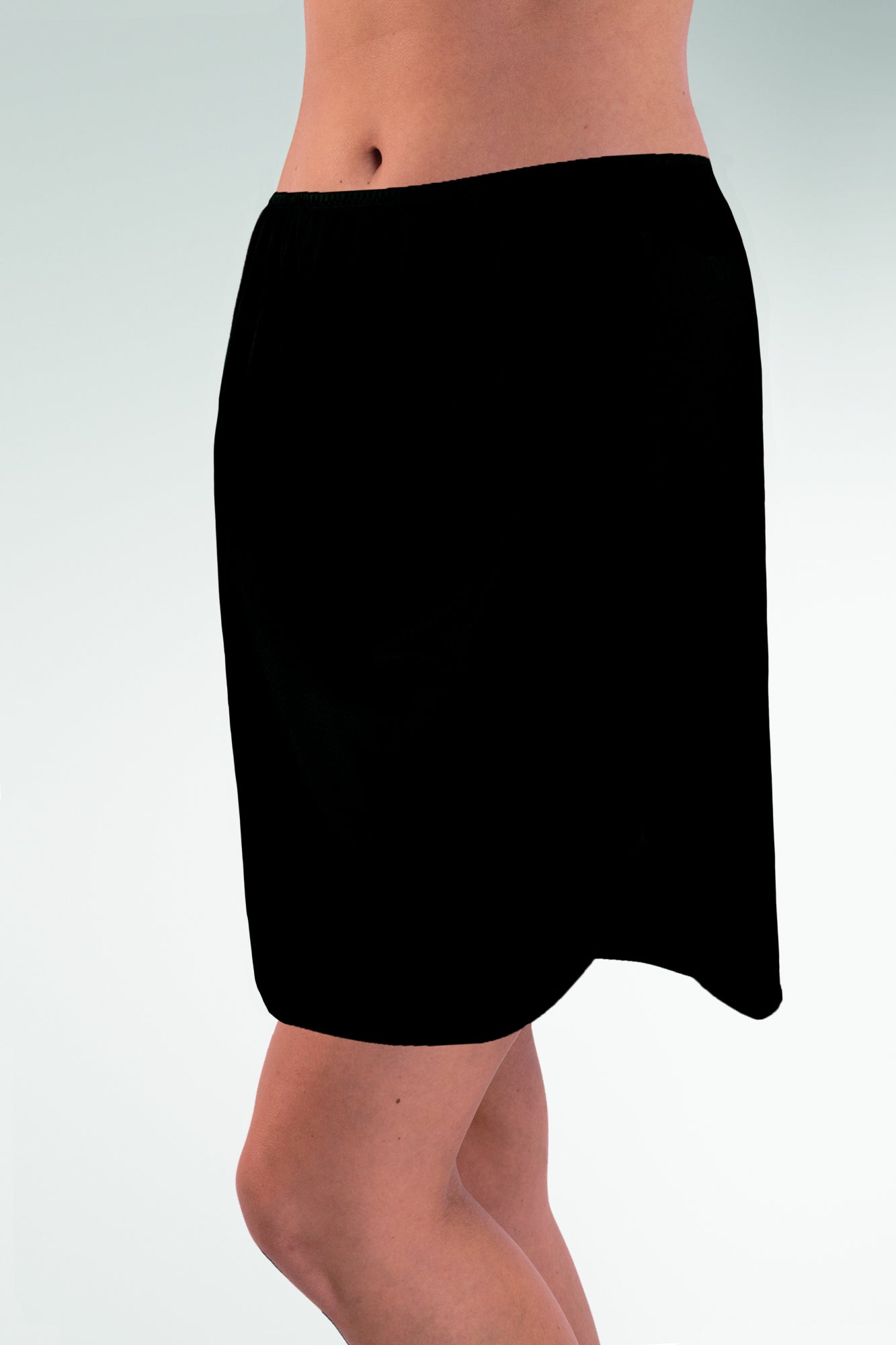 Nina von C. Unterröcke  schwarz