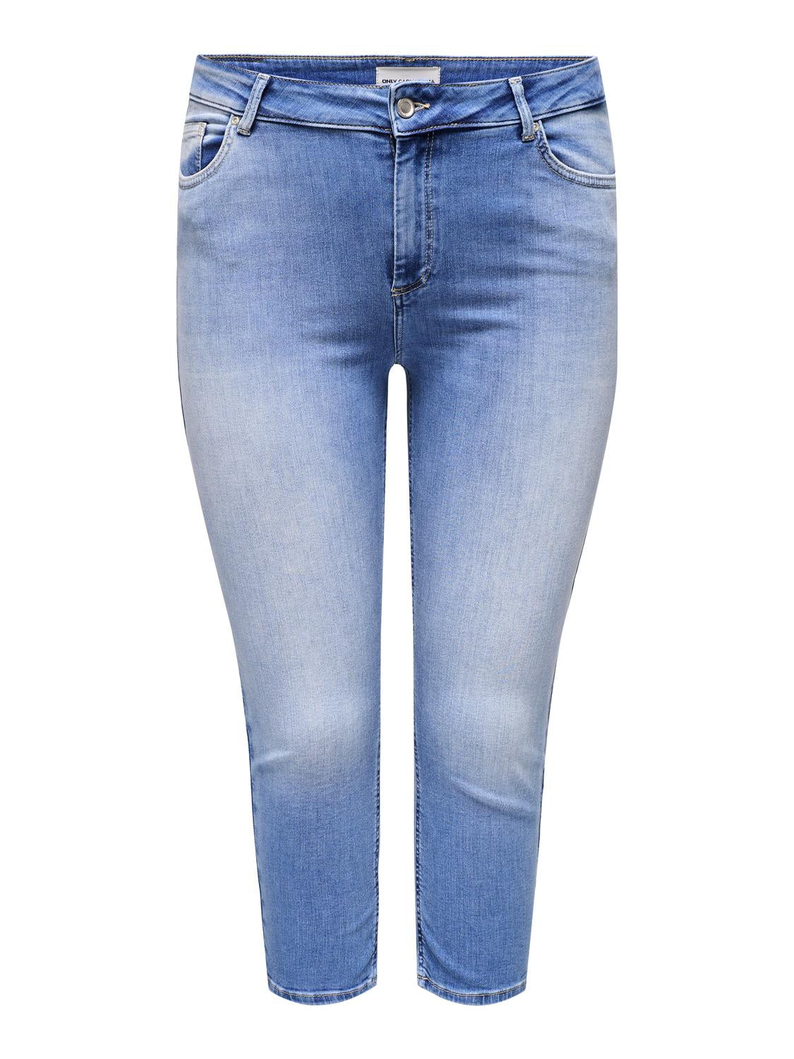 ONLY Carmakoma Jeansshorts  hellblau