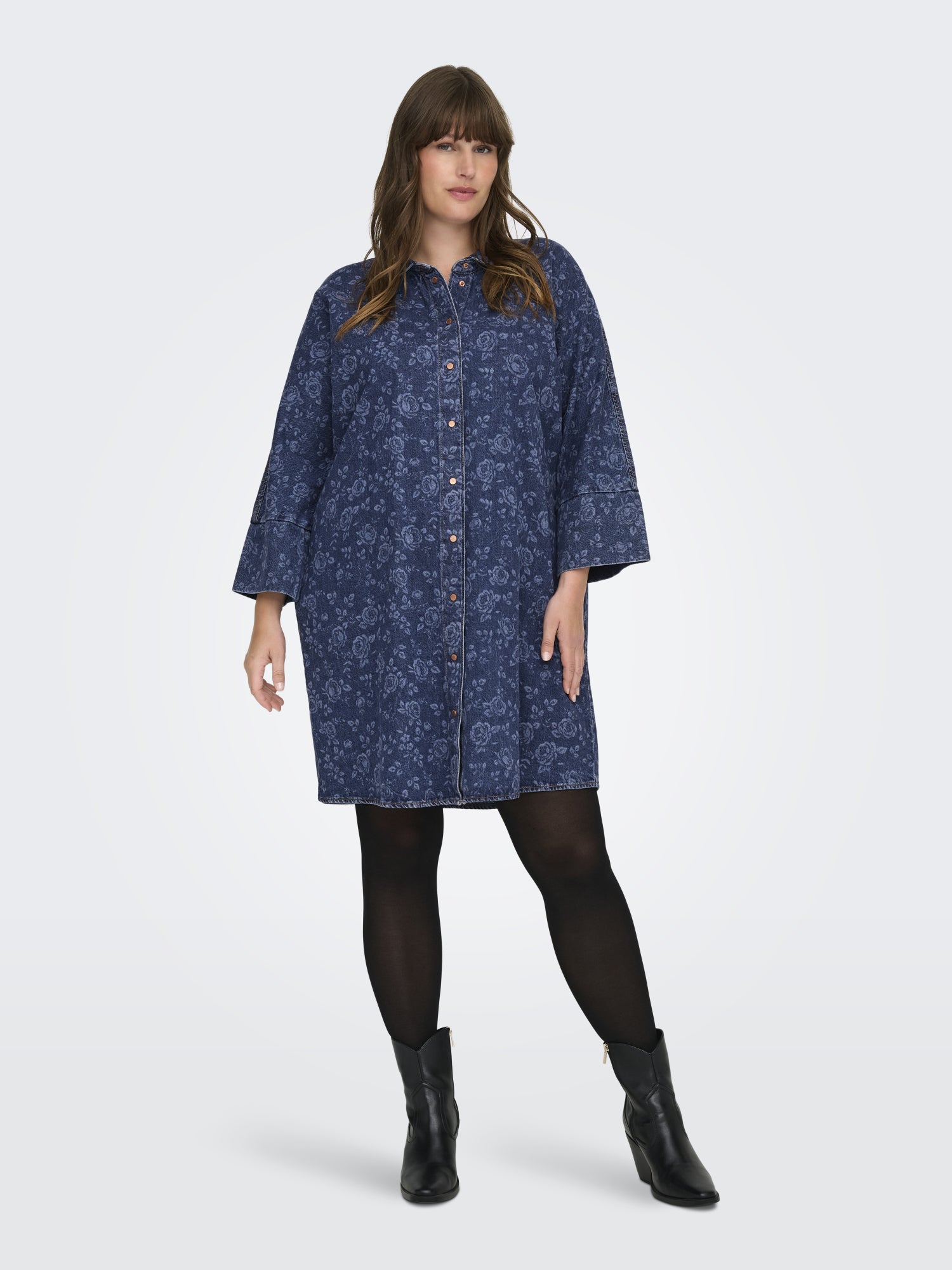 ONLY Carmakoma Freizeitkleider  blau