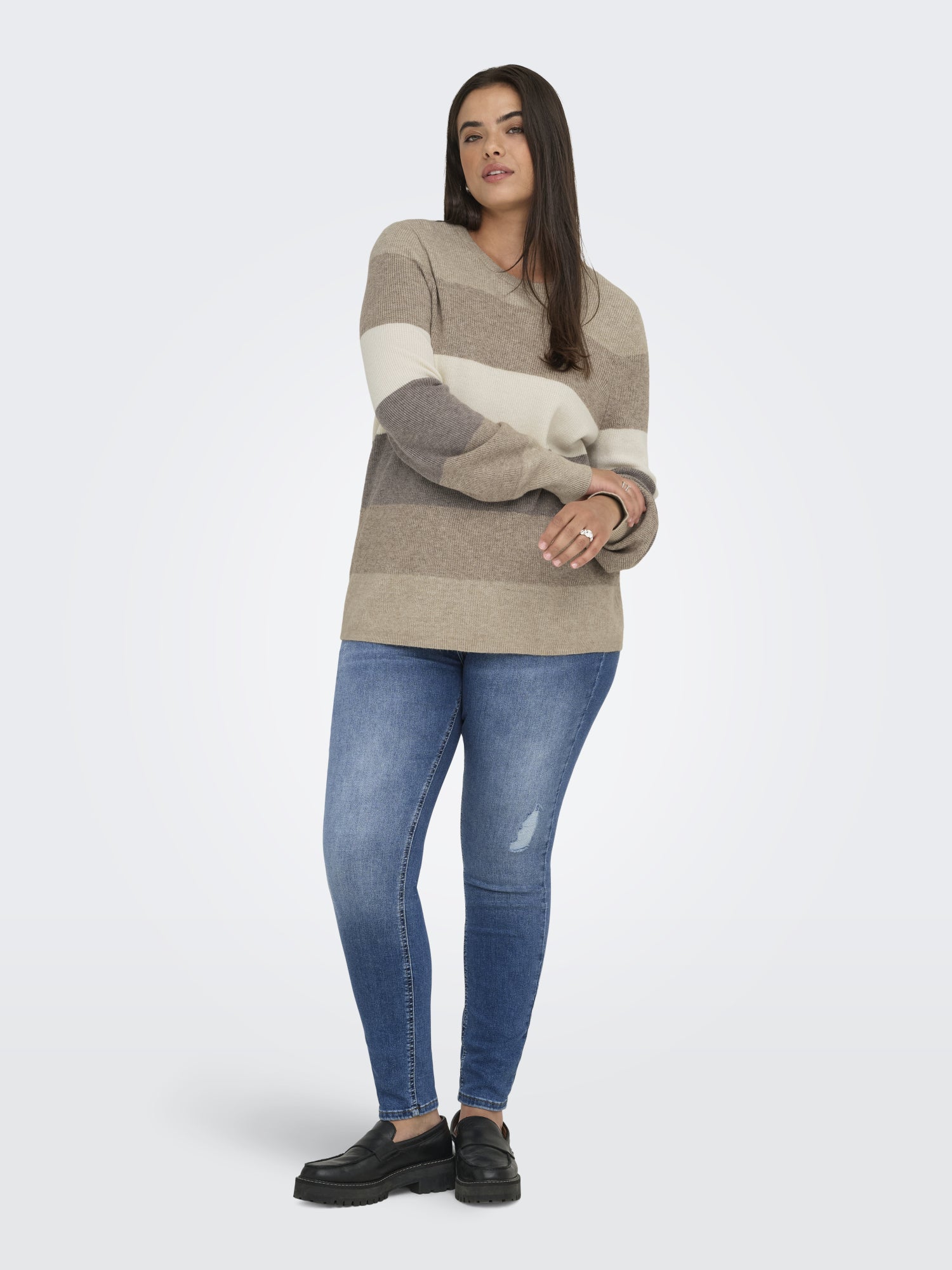 ONLY Carmakoma Pullover  beige