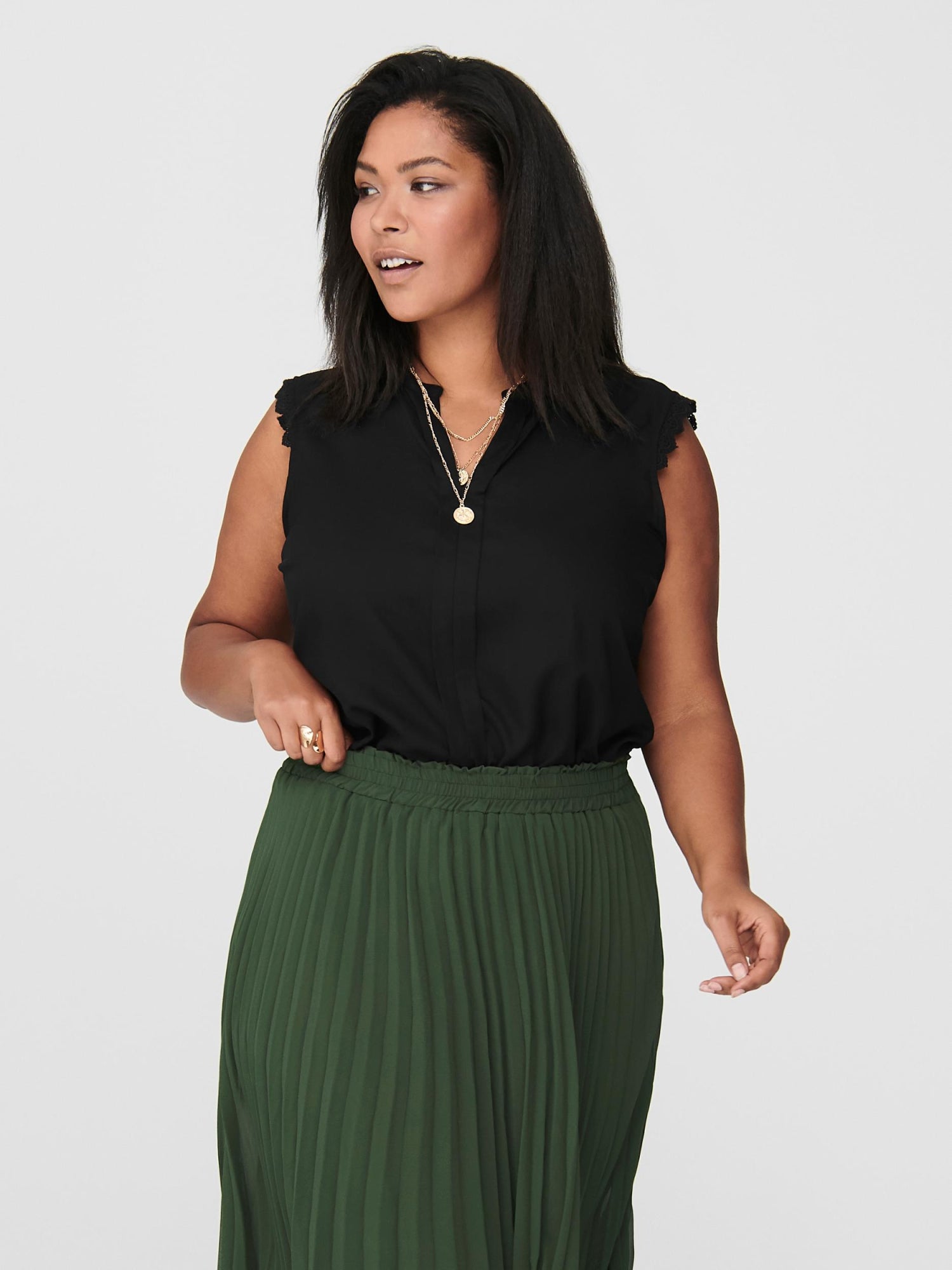 ONLY Carmakoma Blusen  schwarz