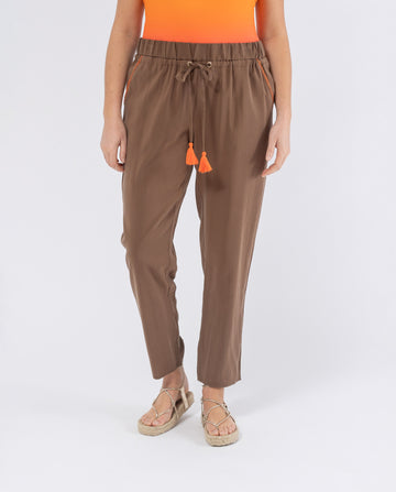 Hose mit Stickerei-Details