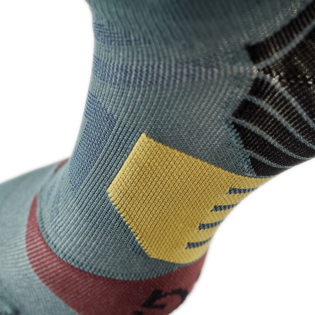 On Socken, Strümpfe  grau