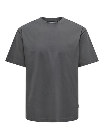 Basic T-Shirt 