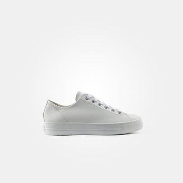 Schnürhalbschuhe