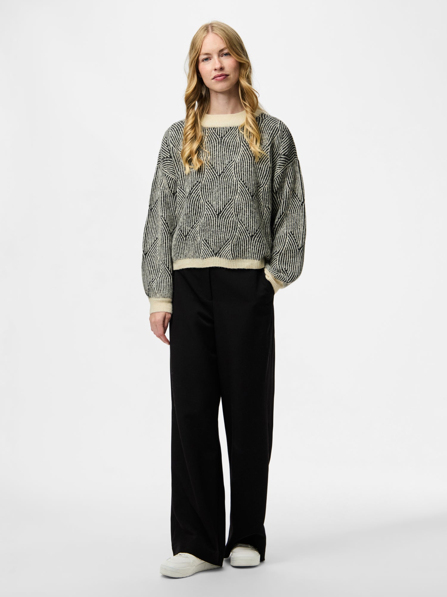 Pieces Pullover  weiß