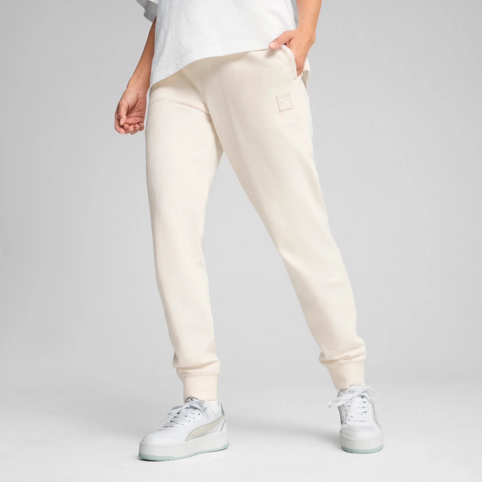 Puma Jogginghosen  beige