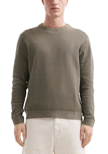 Gewaschener Strickpullover