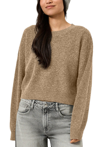 Passform  Das Model ist 174 cm groß und trägt Größe S.  Passform:Loose Fit