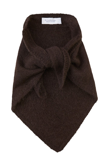 Soft-Touch Dreieckstuch mit Bouclé-Struktur