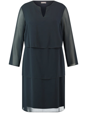Kleid mit edlen Volants