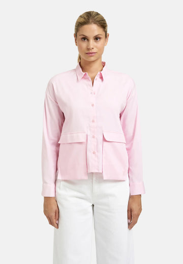 Überlappende Taschenbluse