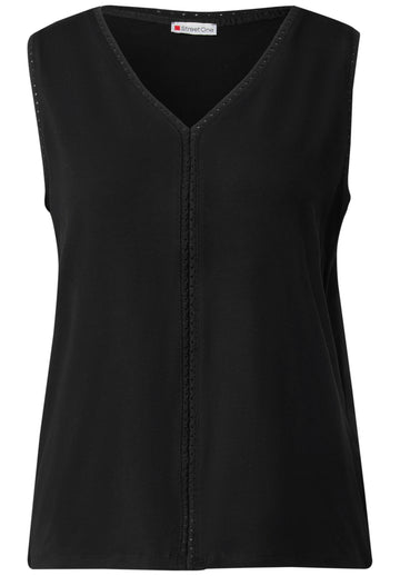 Top mit Häkeldetails