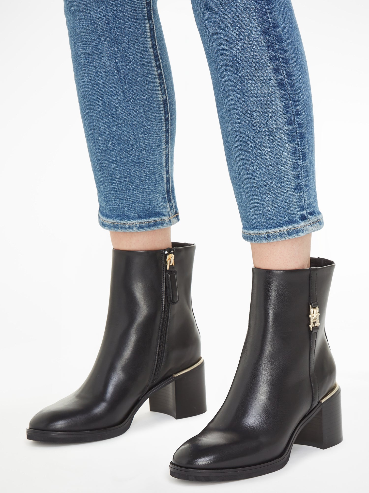 Tommy Hilfiger Stiefeletten  schwarz