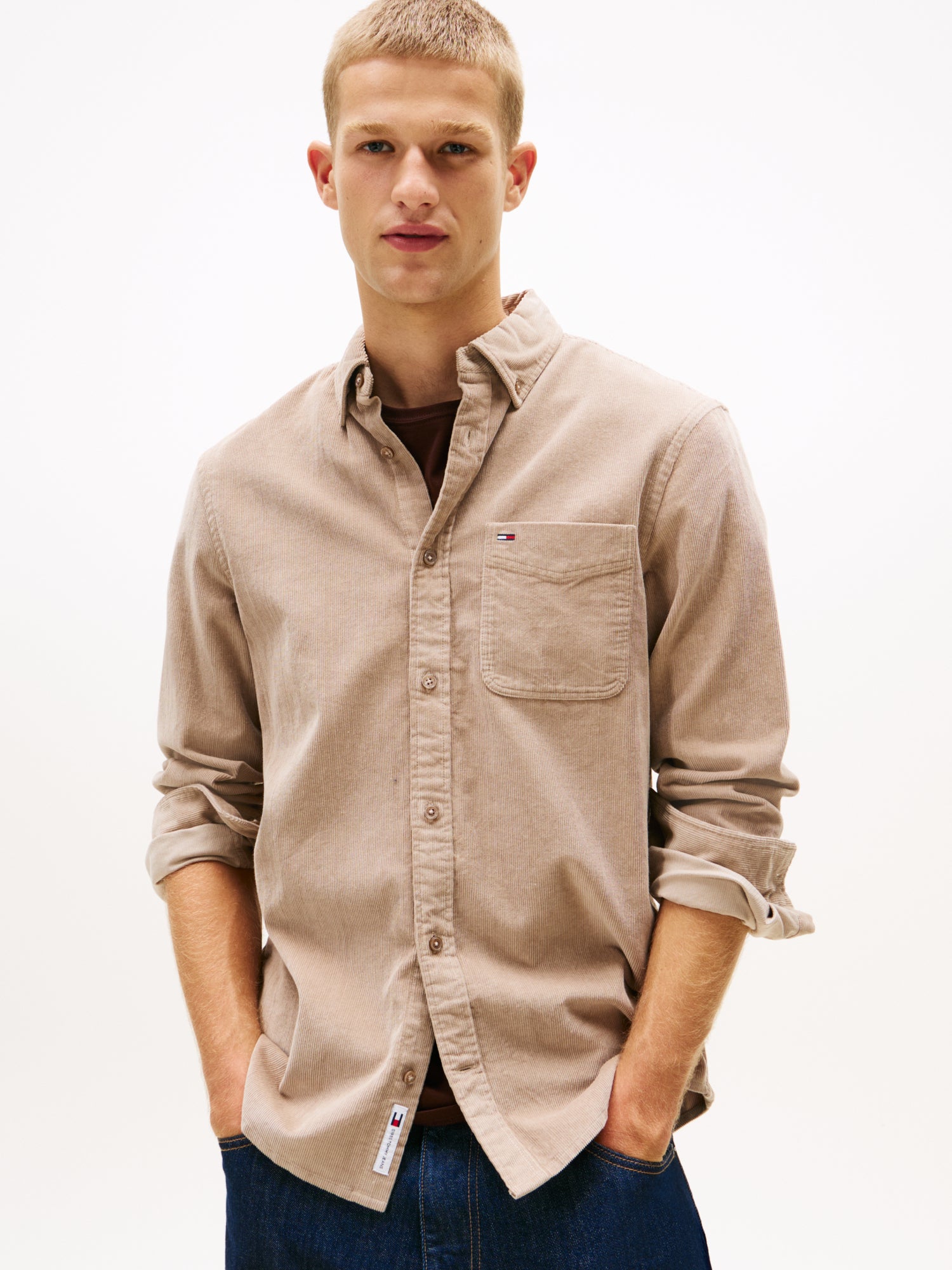 Tommy Jeans Hemden  braun