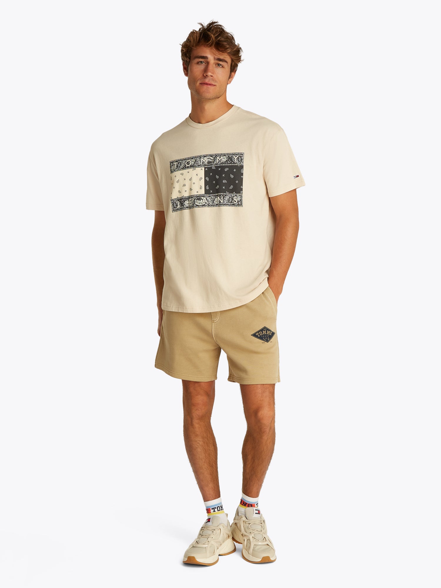 Tommy Jeans T-Shirts  beige