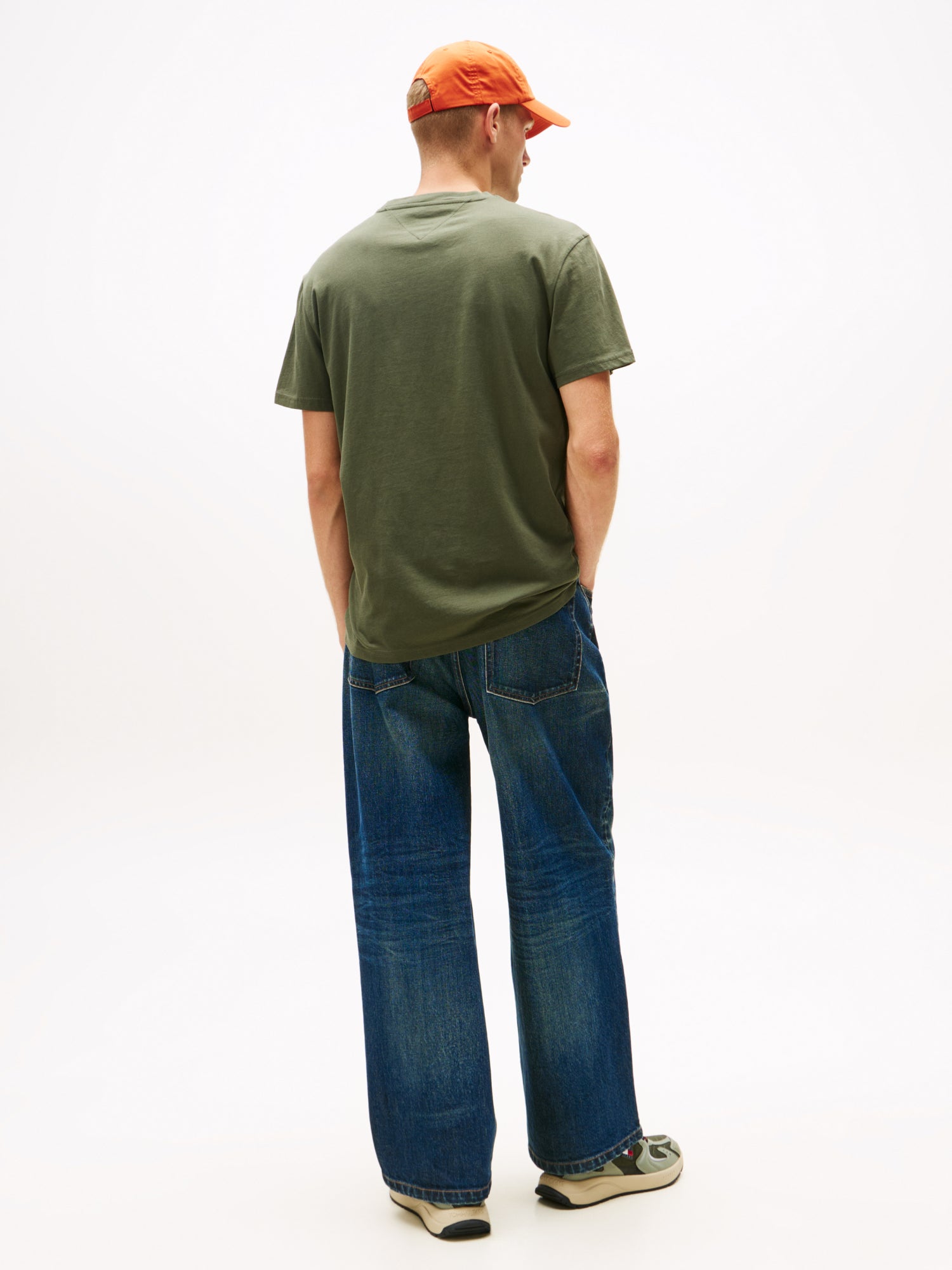 Tommy Jeans T-Shirts  oliv