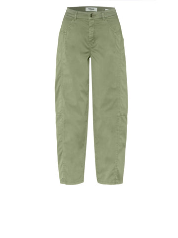 Barrel-Leg Jeans