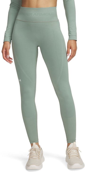 Tight seamless