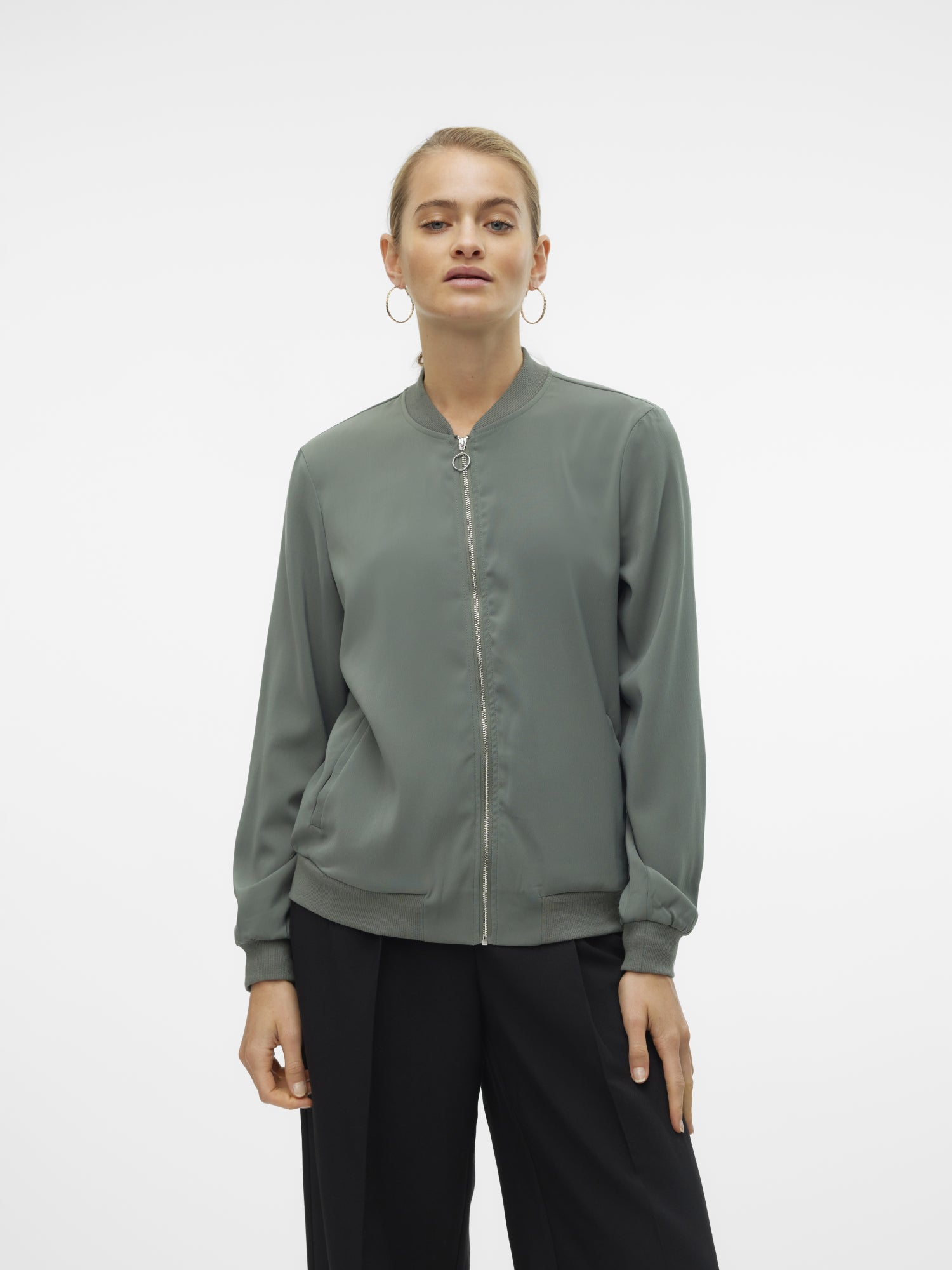 Vero Moda Leichte Jacken  grün