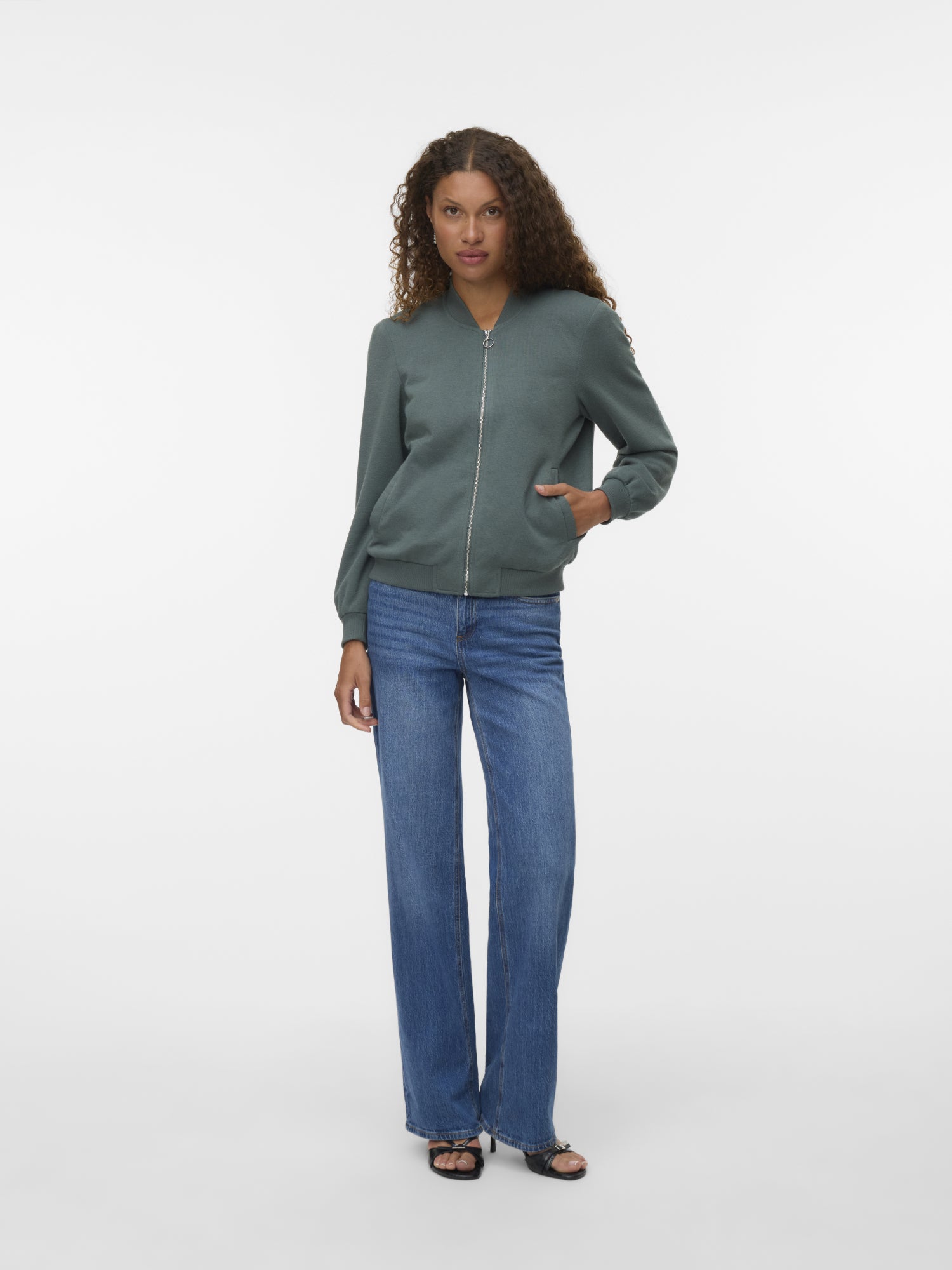 Vero Moda Leichte Jacken  oliv