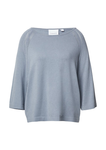 Ausgestellter Pullover