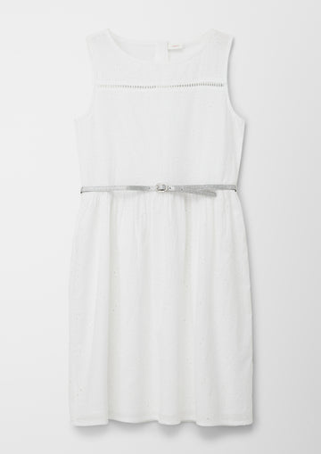 Kleid aus Broderie Anglaise