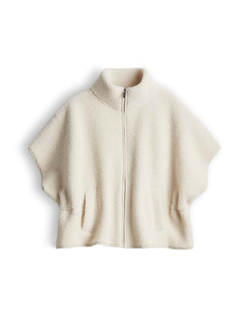 UKARA Cape aus weichem Teddyfell