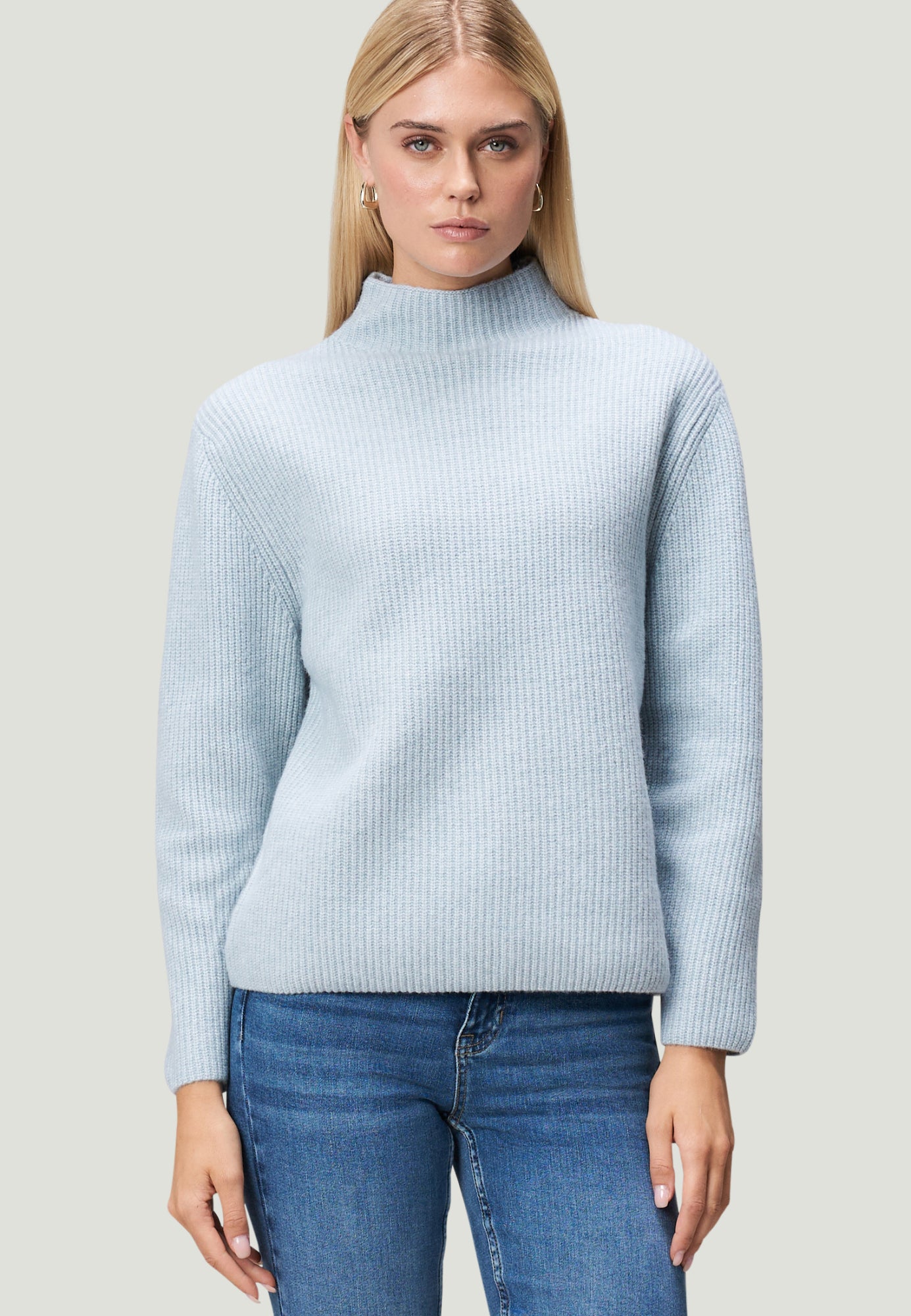 zero Pullover  hellblau